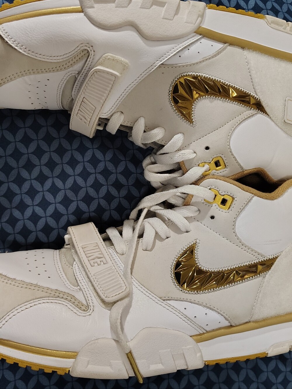 Nike Air Trainer 1 "College Football Playoffs Pack" White & Gold.